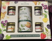 Meadow Cottage Shortbread Tin