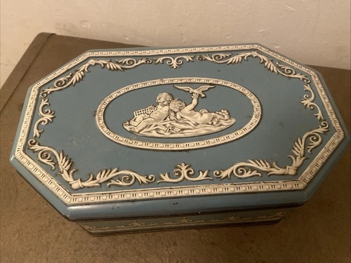 Gray dunn biscuit tin - ,